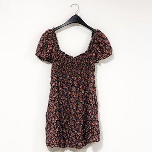 Wild Fable - Women's Black Orange Floral Puff Short Sleeve
Smocked Dress